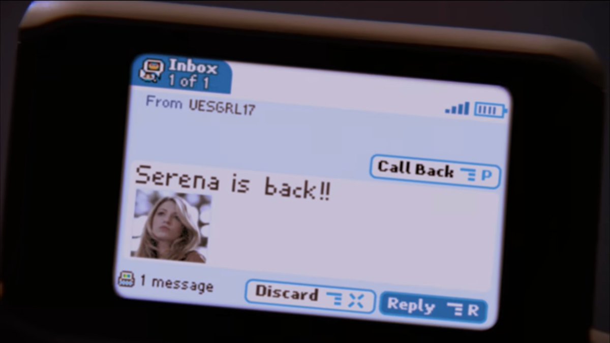 Gossip Girl out of context tweet media