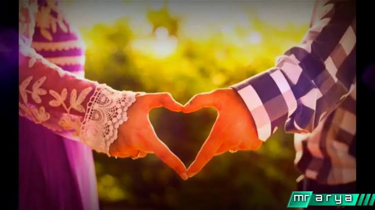 ☞❦ *Aaj Ki Baat* ❦☜
   •┈┈┈┈••✦✿✦••┈┈┈┈•
*🍃_खामोशी में छुपे दर्द को अगर तुम समझ सको तो जान लो कि कभी कभी खामोशी अख्तयारी नहीं मजबूरी होती है क्योंकि इंसान झूठ बोलना नहीं चाहता और सच बोल नहीं सकता _,*
         •┈┈┈┈••✦✿✦••┈┈┈┈•