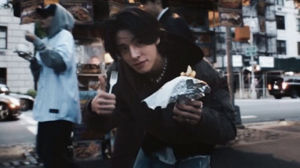 15ARCHIVEz's tweet image. home 🤍

#제이크 #JAKE #ENHYPEN                                           #ENHYPEN_JAKE