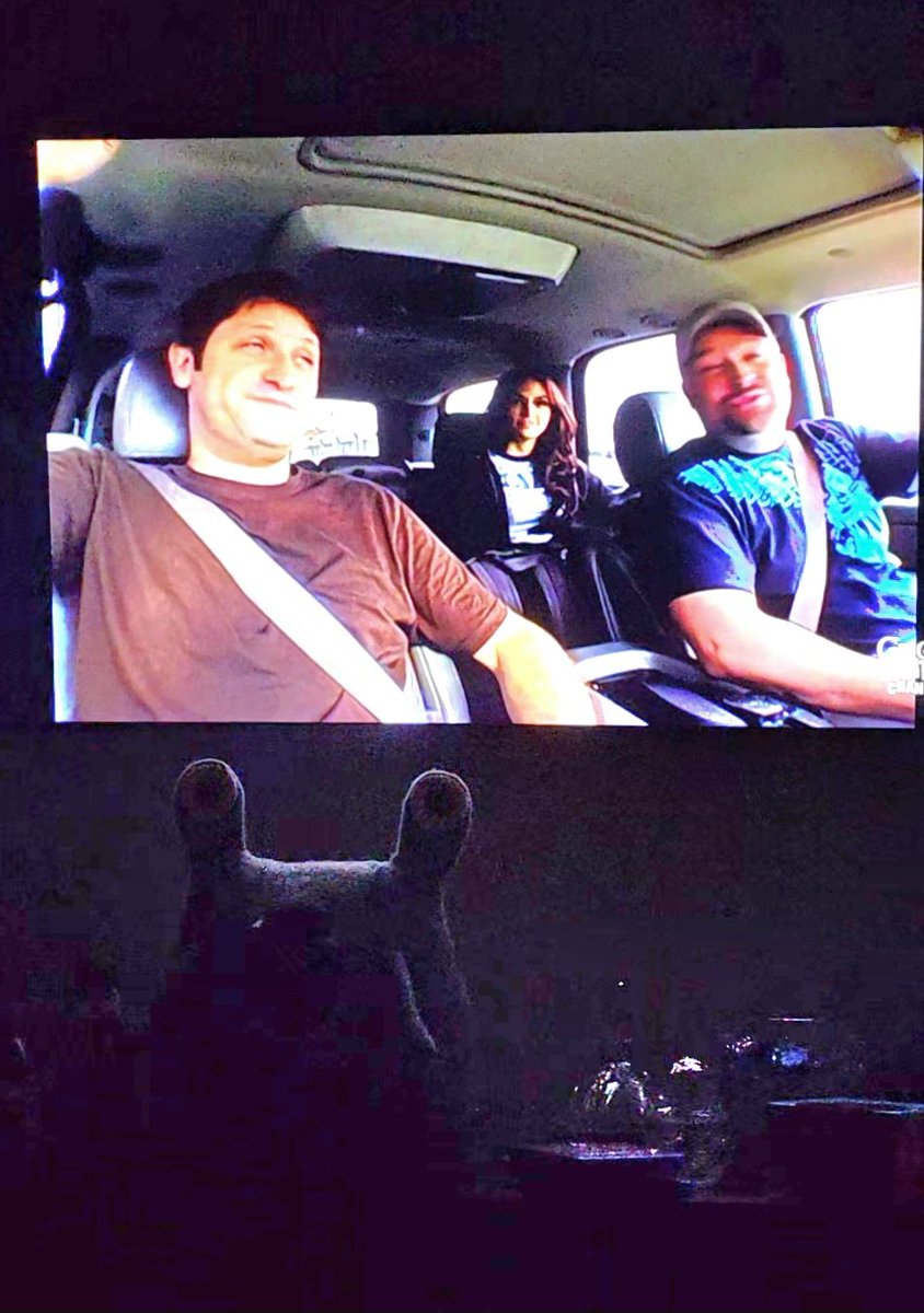 Who else is watching <a href="/ghosthunters/">Ghost Hunters</a> #TAPS at 12am?

<a href="/KrisWilliams/">Kris Williams</a> is 🔥 😍