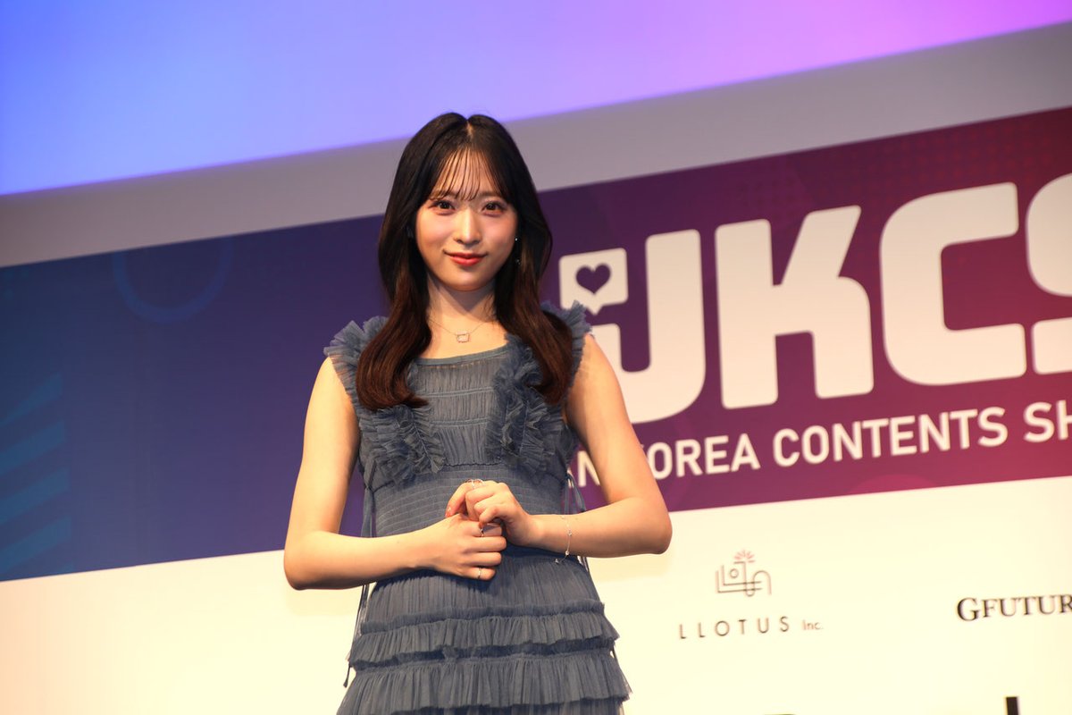 MusicCultureinf's tweet photo. AKB48 小栗有以 さん
2024年を漢字一文字で表すと『康』 

(1) AKB48が20周年で新公演なので秋元先生
(2) 健康的に過ごすことができた1年に感謝 

🔗https://t.co/rNstZMkzVa 

JKCS2024オープニングセレモニーにゲスト出演！
イベントの続報お待ちください。

#小栗有以 @yuiyui_maromaro 
#JKCS2024