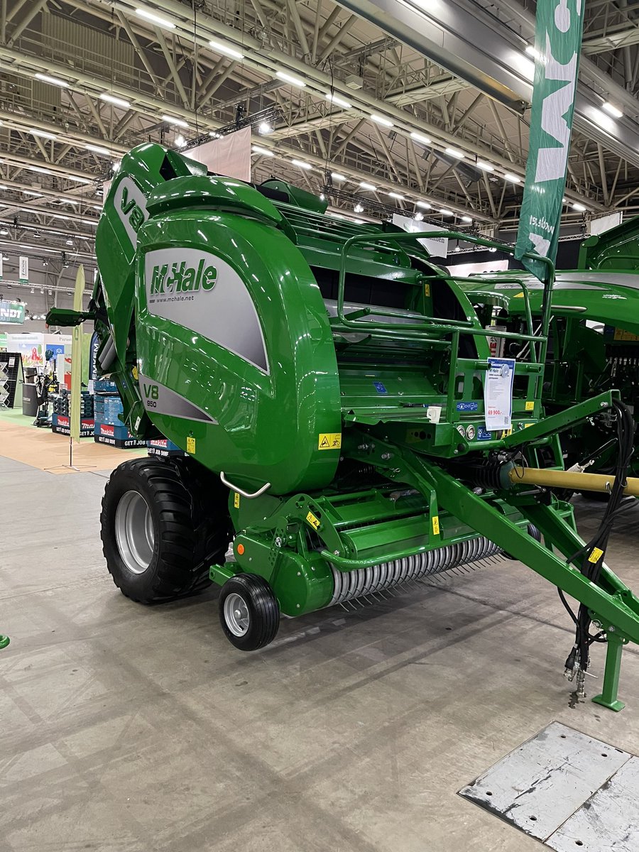 Emtygarden's tweet image. Welcome to the MaatalousKonemessut show 17-19/10 in Helsinki Finland 🇫🇮 in Turun Konekeskus stand you can see the new #ProGlide F3500, the hungry # Fusion 4 Plus, the hard # V8 950 and the famous # C 460 all preceded by the hard core McHale team in Finland! 🍀🤠