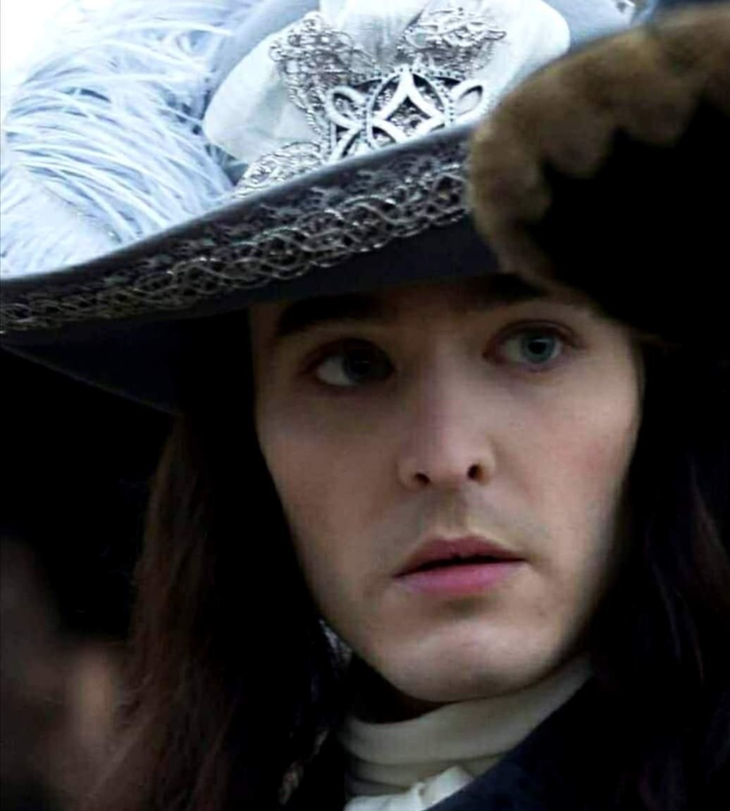 Good morning! Wishing you all a Fabulous Friday xx #VersaillesFamily #Versailles #VersaillesFam #VersaillesSeries #VersaillesSerie #AlexanderVlahos #Vlavla #VlaArmy