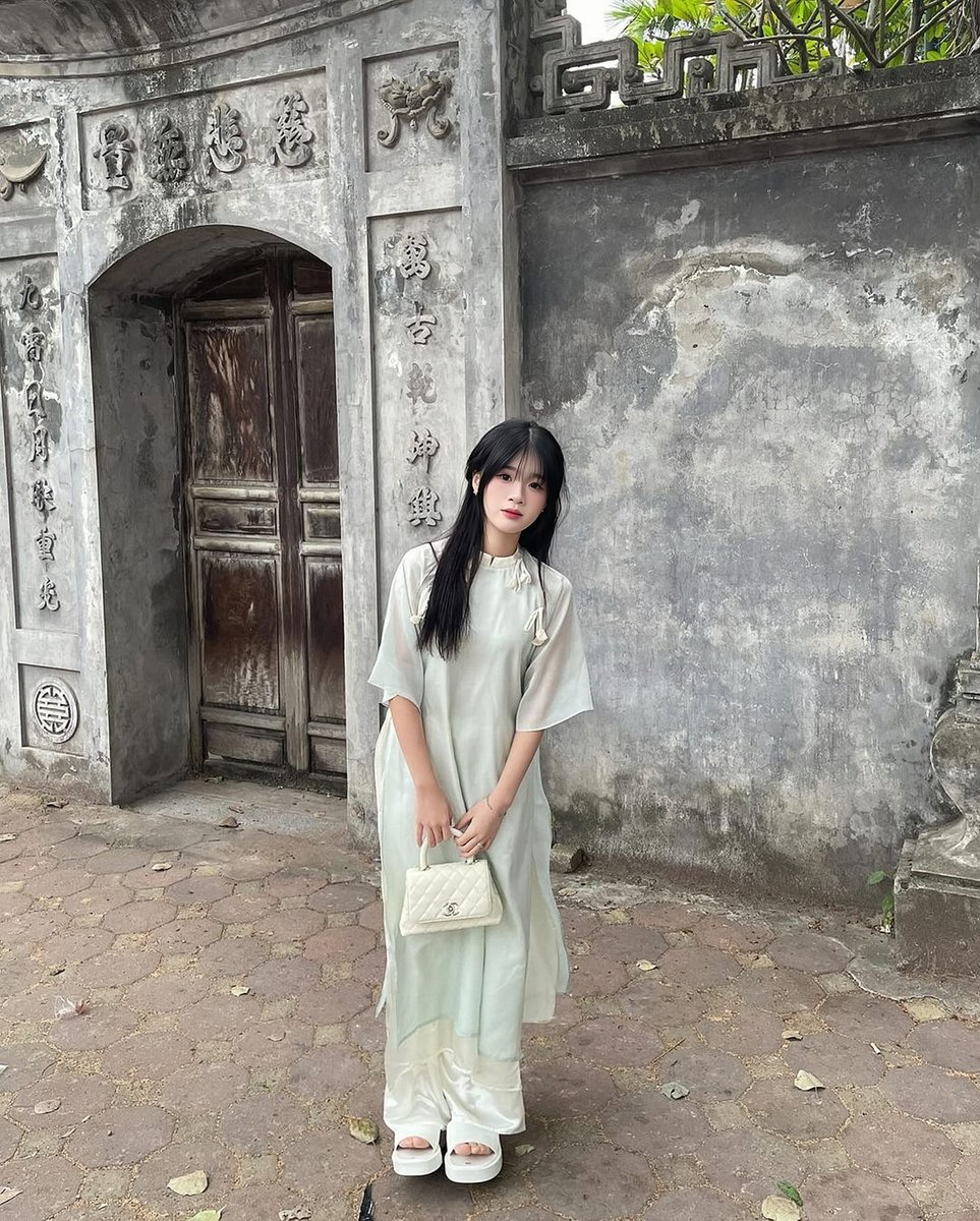 Nguyet Dermer The author's expertise shines through in this article. I'm indebted to you for your unwavering support. Thanks, bro.Nguyet Dermer