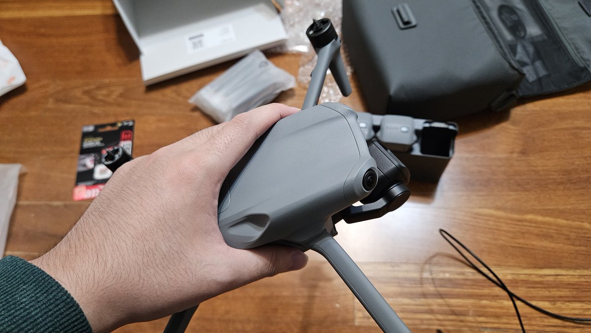 카메라드론 샀어요