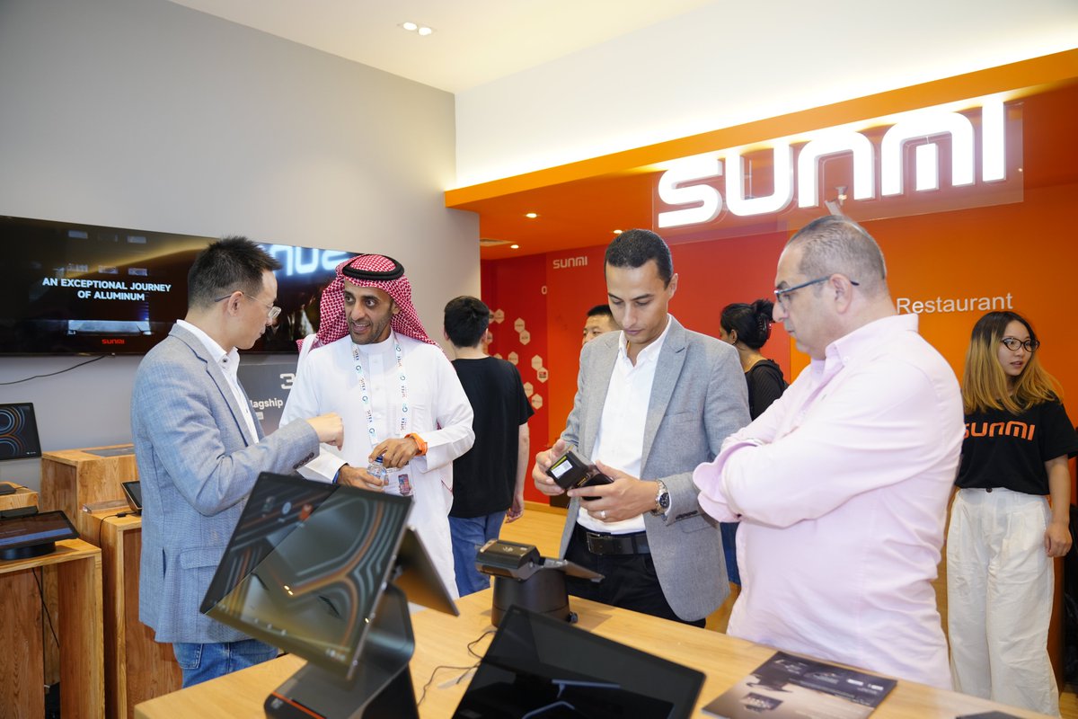 sunmitech's tweet photo. The best part is being with our partners! 🎊
We had an absolute blast hosting the #SUNMI Core Partner Conference at SUNMI Home (Dubai) and the MEA Night party at Taj Jumeirah Lakes Towers yesterday! ✨A huge shoutout to our partners for making this moment so special! 🚀#GITEX https://t.co/36RZD1dAvA