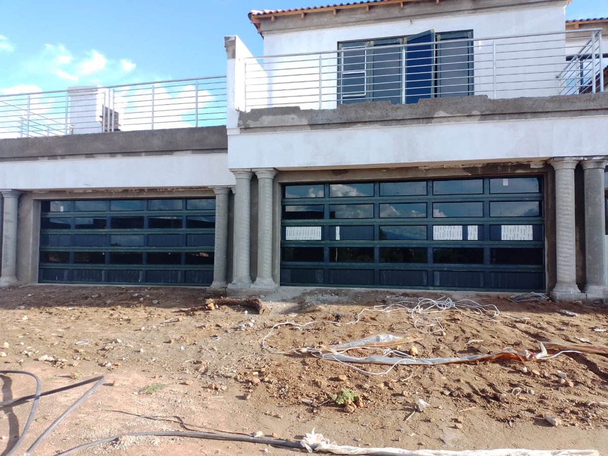 MathevulaIsaac's tweet photo. If you have a building project looking for aluminium windows and doors please contact us on the following details 0814648128 Mathevulaisaac08@gmail.com. https://t.co/iS6bKiqpc3