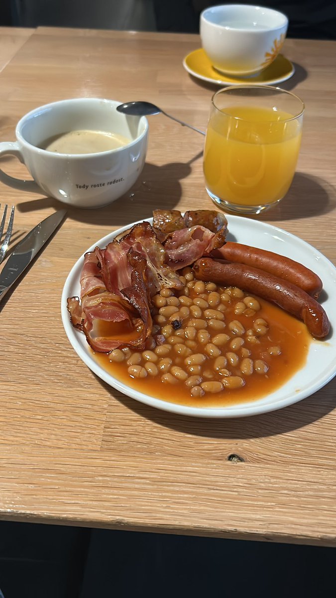 R4CK4TT4CK's tweet photo. #BreakfastSomewhere https://t.co/zGmBRPiR7t
