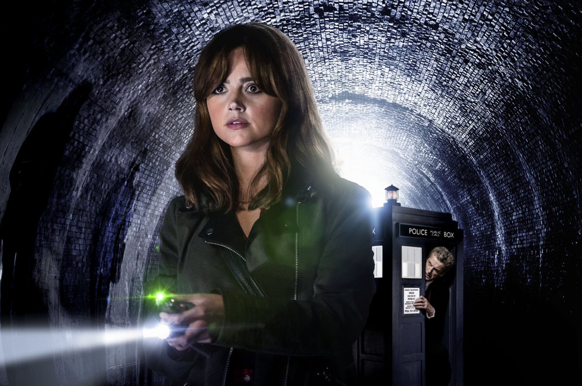 brinatello's tweet photo. #FlashbackFriday (October 18, 2014): The #DoctorWho episode, #Flatline, aired. The #TwelfthDoctor (#PeterCapaldi) and #ClaraOswald (@Jenna_Coleman_) work together separately to stop an alien threat. #Rigsy (@JoivanWade), a local, joins in to help. 📸: #AdrianRogers/#LeeJohnson https://t.co/d6r042lwhL