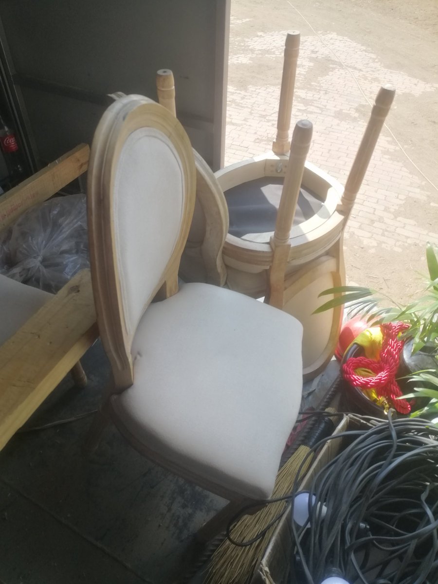 LeysonDesign's tweet photo. Customized furnitures call/WhatsApp 73589373 for your inquiries and quotations. https://t.co/TlmgrwbmCR