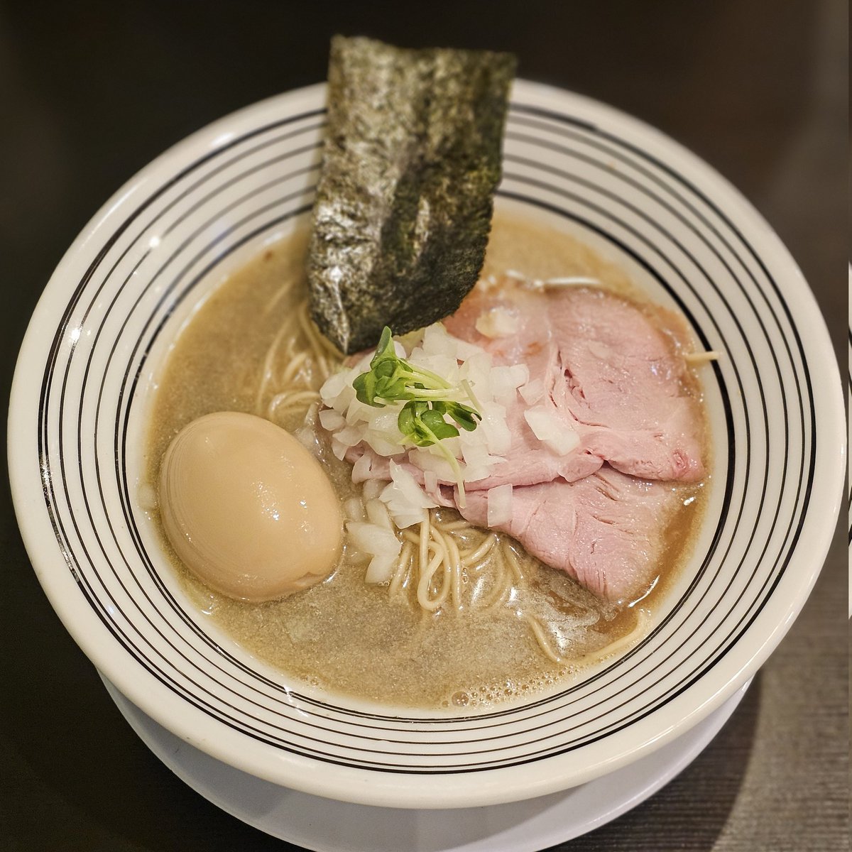 NIBOSHI_IPA's tweet photo. らーめんコットンポット@水戸
味玉煮干醤油。いつもの安定のおいしい！ごちそうさまでした( ᵕ̈♡) https://t.co/wrFudcd6yr