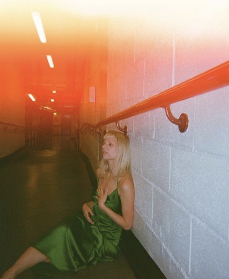 auroraapics's tweet photo. London backstage https://t.co/gB8bbAYHUj