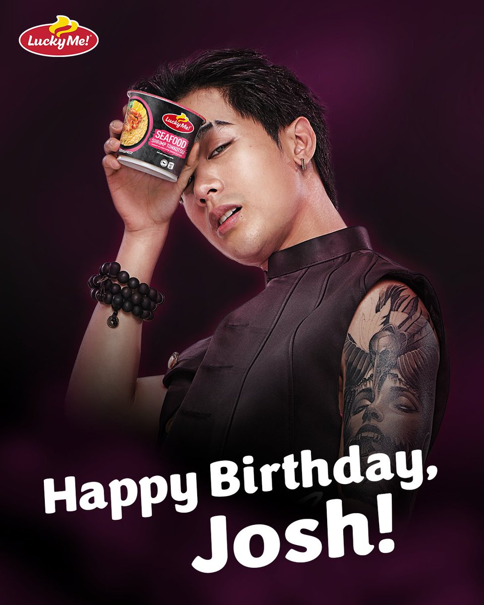 luckymeph's tweet photo. uy birthday ni SSOB! Happy @JoshCullen_s day 🫡 

Angat na angat ka talaga, tulad ng angat sa seafood sarap ng Lucky Me! Seafood Shrimp Tonkotsu! Keep shining!✨ https://t.co/oOfdynjyyd