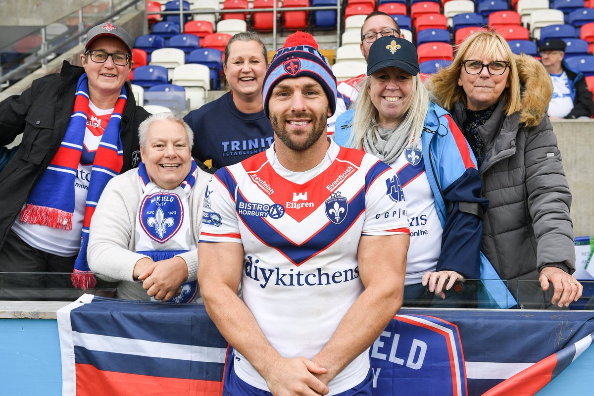 Galey - legend. Good luck on Saturday, we love you lad. ❤️🤍💙 Yours, the 'Budgie Botherers' 😉😘