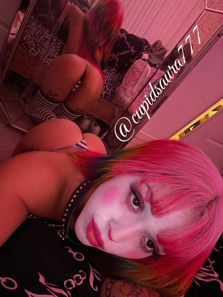 cupidsaura777's tweet photo. Can I be your clown slut <3 https://t.co/nfDz3h68to