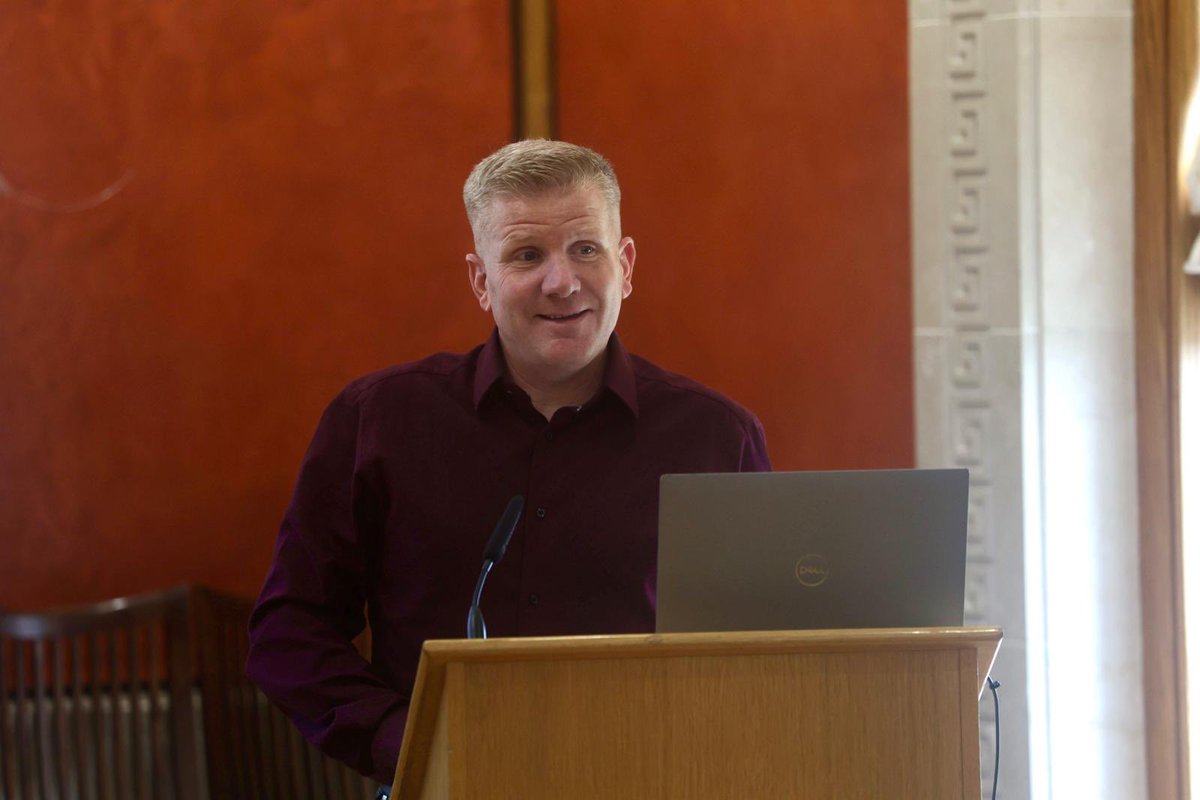 RCSLTNI's tweet photo. Childrens Commissioner @ChrisNICCY emphasises the importance of listening to the voice of our children and young people.

Chris shared a message to those with DLD that their voice matters.  

#DLDDay https://t.co/1Ki5YR3fOZ