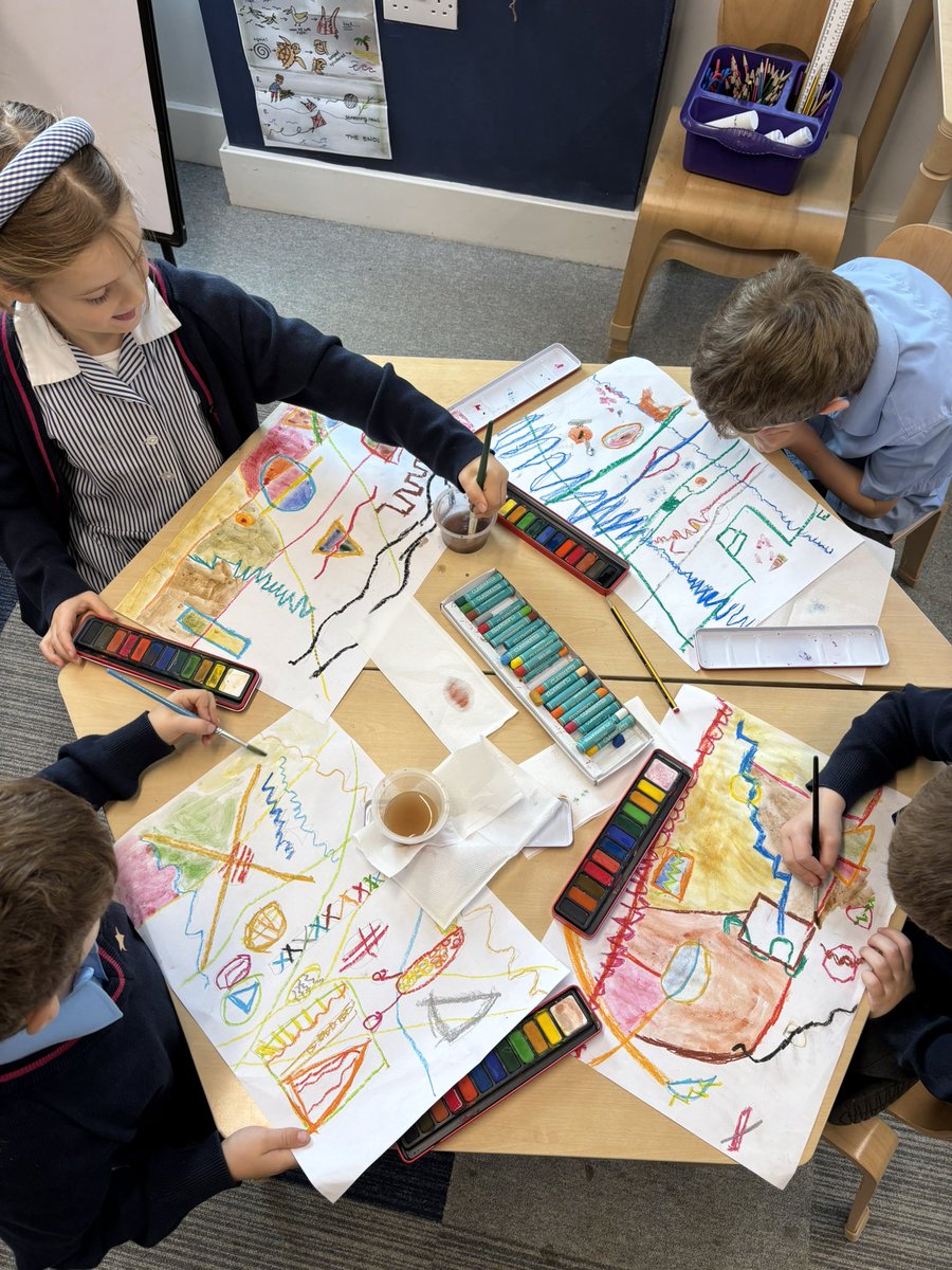 HWD_Lower's tweet photo. Some superb pieces of abstract art in Year 1 this morning!🎨 #HazelwoodYear1 #HazelwoodArt #HazelwoodLowerSchool https://t.co/GtGhPkOnCV