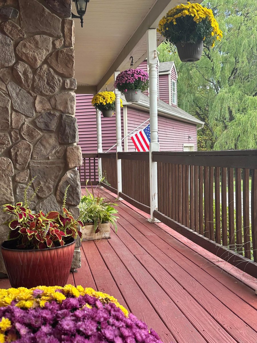 JrzyJoePiscopo's tweet image. #HappyFriday #HappyFall #NJUSA