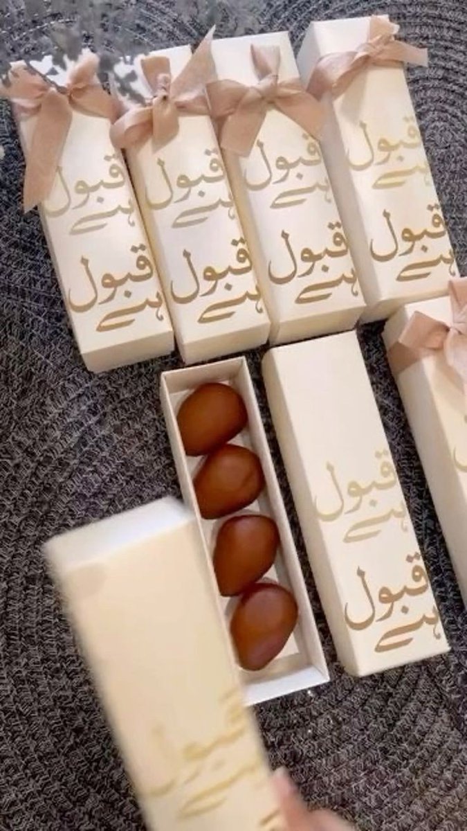 hayyat89's tweet photo. عمران خان نیازی بطور وزیراعظم قبول ہے؟؟؟🙈 https://t.co/IMFgK0HIsv