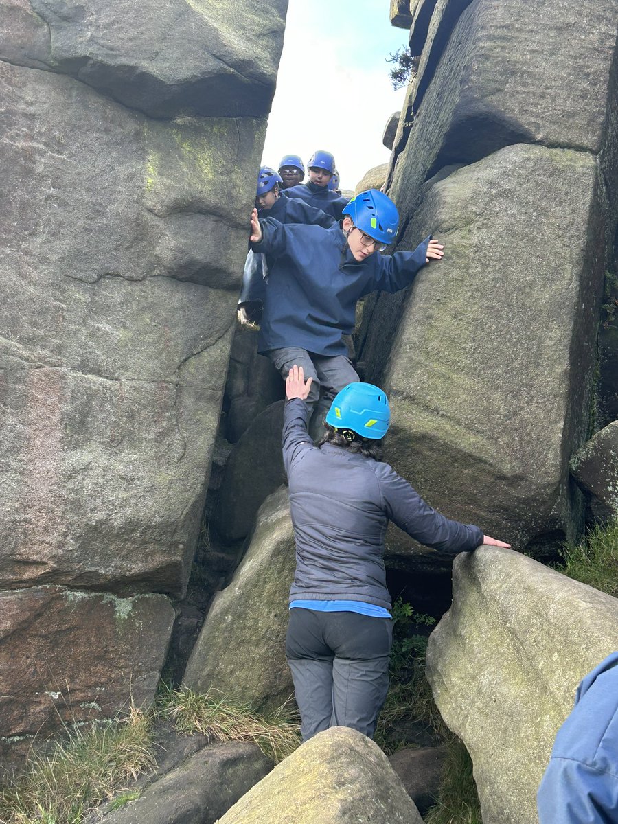 HBMissMoran's tweet photo. Group 6 had a fab time weaseling! @HartleyBrookPri https://t.co/RJMLLEGqR2