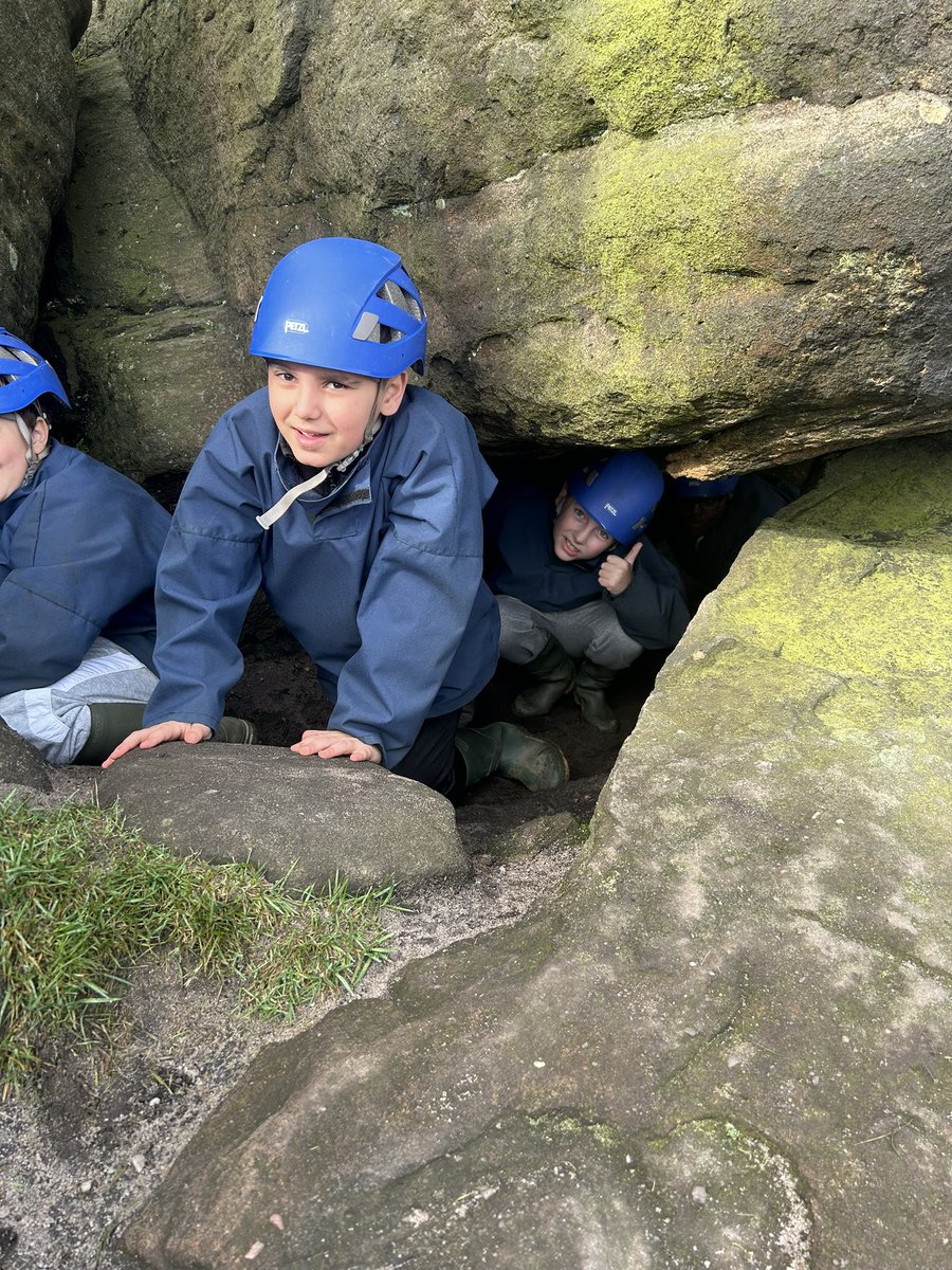 HBMissMoran's tweet photo. Group 6 had a fab time weaseling! @HartleyBrookPri https://t.co/RJMLLEGqR2