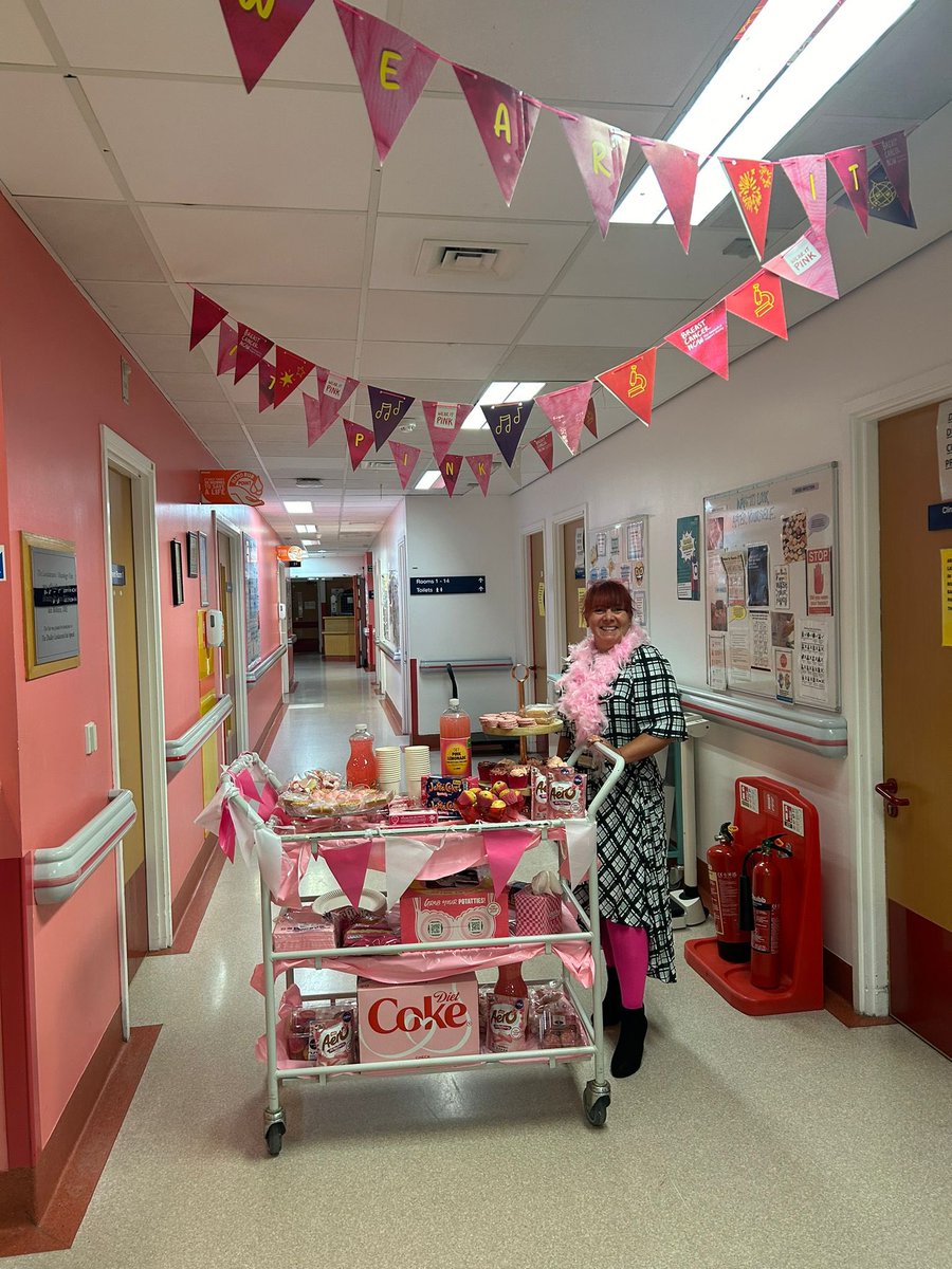 georgina_c4's tweet photo. Taking part in #WearItPink giving out pink goodies to our patients in daycase and our ward today @EmmBishop @LucyJFordy2304 https://t.co/7x4F5sUaDv