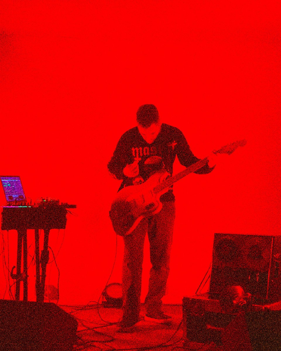 Sulk Rooms (@sulkrooms) on Twitter photo Wonderful time in Brighton on Wednesday - I really do love being in that city, it must be the sea air (and great people too).
Huge thanks to <a href="/MeltingVinyl/">Melting Vinyl</a> for putting on such a lovely event.
Also great to see <a href="/KaylaPainter/">Kayla Painter 💜🌎</a> + <a href="/BUNKR303/">BUNKR</a> perform! Wonderful time in Brighton on Wednesday - I really do love being in that city, it must be the sea air (and great people too).
Huge thanks to <a href="/MeltingVinyl/">Melting Vinyl</a> for putting on such a lovely event.
Also great to see <a href="/KaylaPainter/">Kayla Painter 💜🌎</a> + <a href="/BUNKR303/">BUNKR</a> perform!