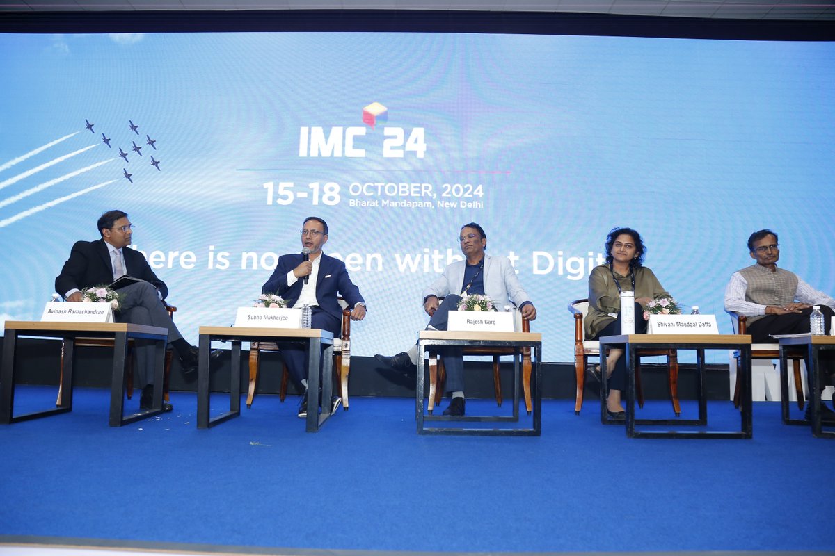 nokia's tweet image. Our Sustainability VP @MukherjeeSubho reinforced a crucial message at #IMC2024: we believe “There’s no green without digital.” From energy to telecom, digitalization and AI can drive decarbonization and a more inclusive world.

@exploreIMC