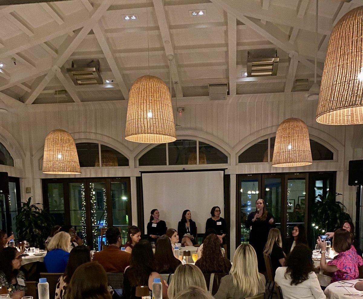 bsc_urology's tweet photo. Wrapped up #SMSNA24 Day 1 with our annual WIPU event. This gathering is always a highlight of the meeting, and this year was no exception! Big thanks to all who joined us, and to Drs. @drhelenbernie, Guise, @DrP_Urology for facilitating a great discussion. #WomenInSexMed https://t.co/a6C7oeSlQx