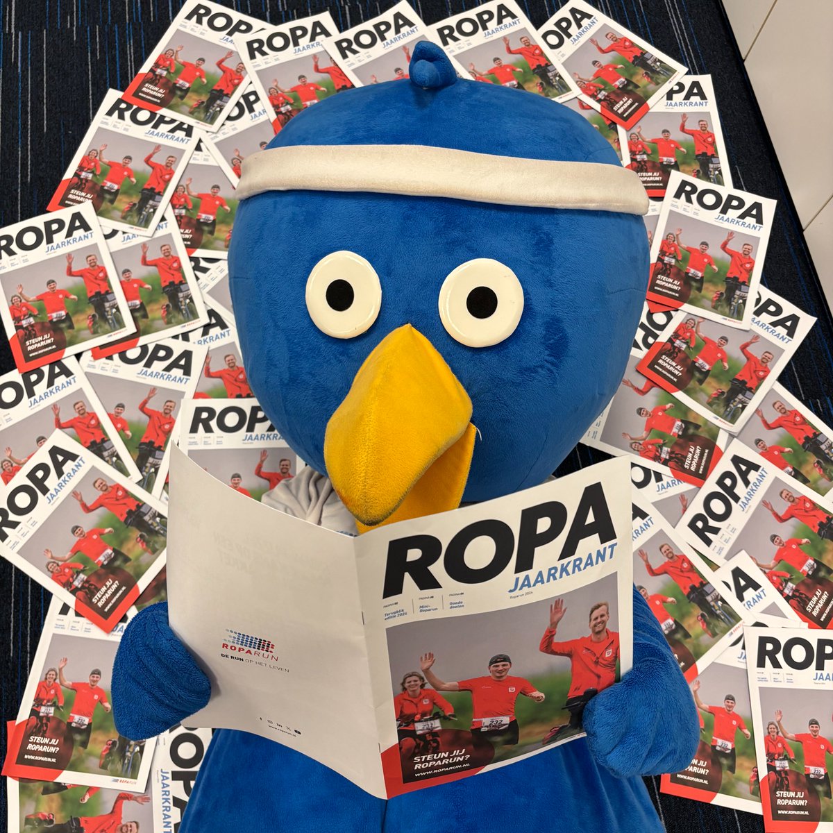 𝗝𝗔𝗔𝗥𝗞𝗥𝗔𝗡𝗧!
Het nieuwe Roparun-jaar is begonnen, maar hoe zat het met vorig jaar? Weet jij de eindopbrengst nog? Of hoeveel loten er zijn verkocht? Dat en meer lees je in de jaarkrant! 💙

Benieuwd? Haal de jaarkrant op bij een team in de buurt of kom langs bij kantoor!🤗