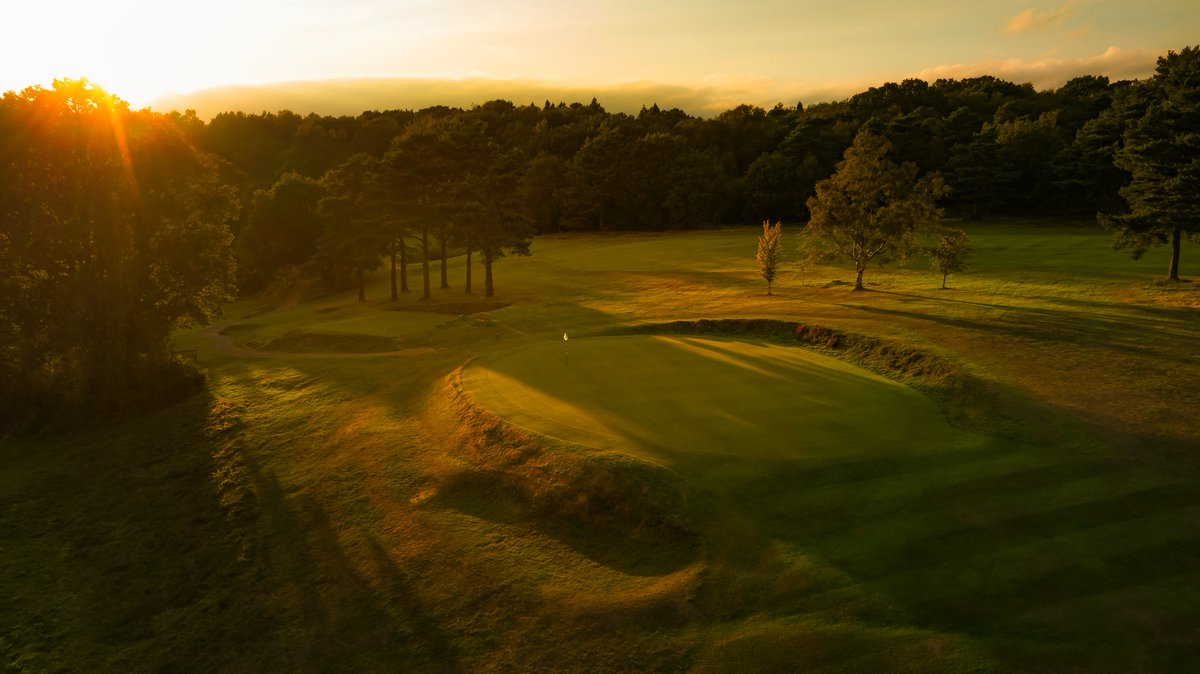 📸 Crowborough Beacon  

#crowboroughbeacon #golf #gobrandlive