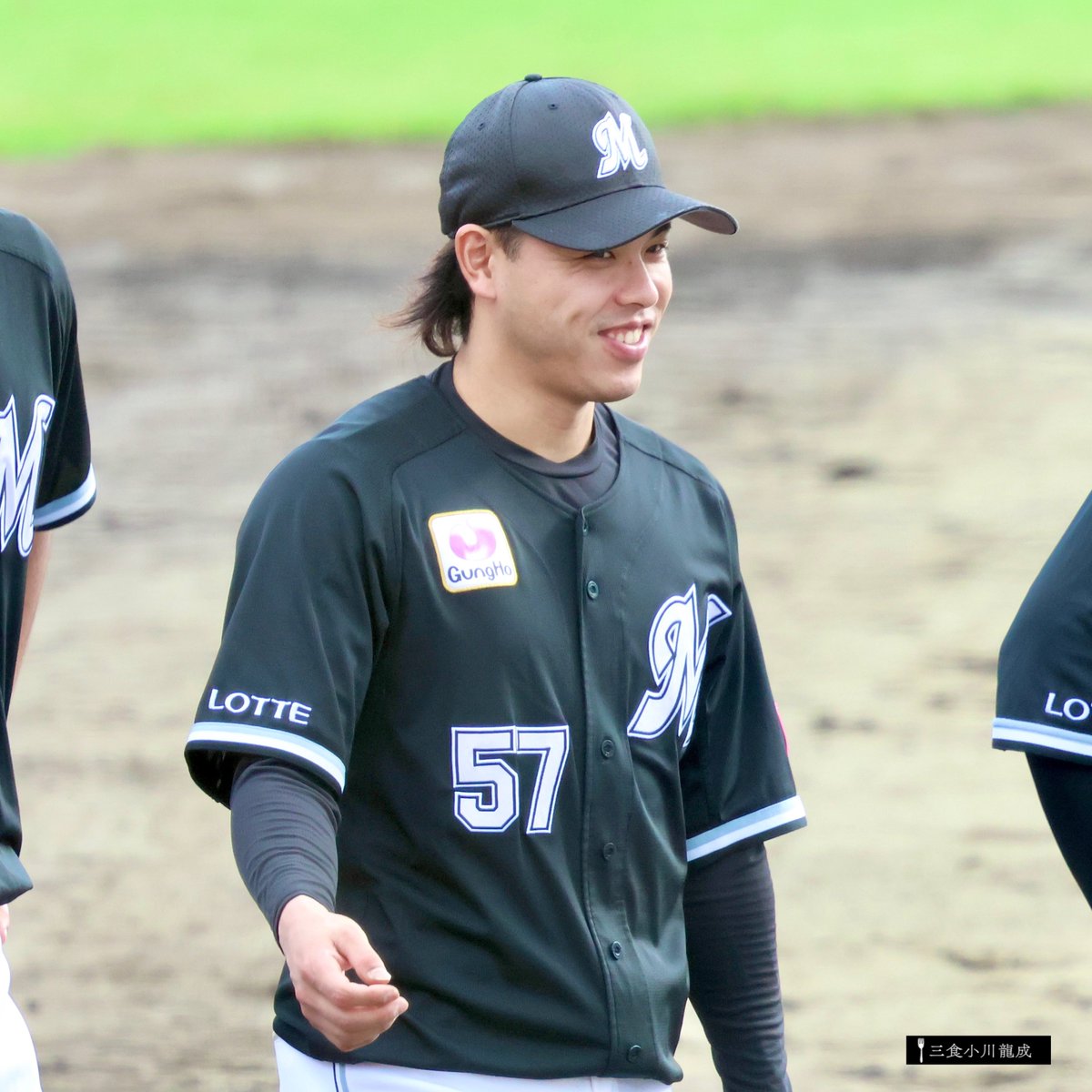 千葉ロッテマリーンズ　小川龍成　2024bsw 本日4/5は、 #小川龍成 選手の24歳の誕生日です。おめでとう