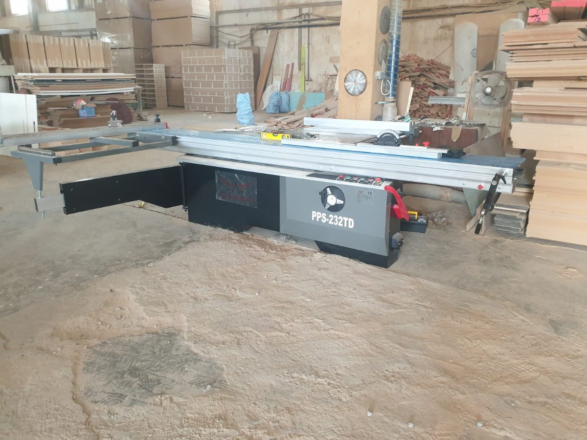 tecpro_glass's tweet photo. Precession Panel Saw Machines are available at Tec Pro Glass &amp; Aluminum
For any inquiry regarding the product please contact us at:
Email:'info@grouptecpro.com
Tel: +971 6 747 7878,   Mobile:+971 55 620 4549
or you can visit our website: https://t.co/mBVwfJzVbX
#aluminium #glass https://t.co/amfQIHObVQ