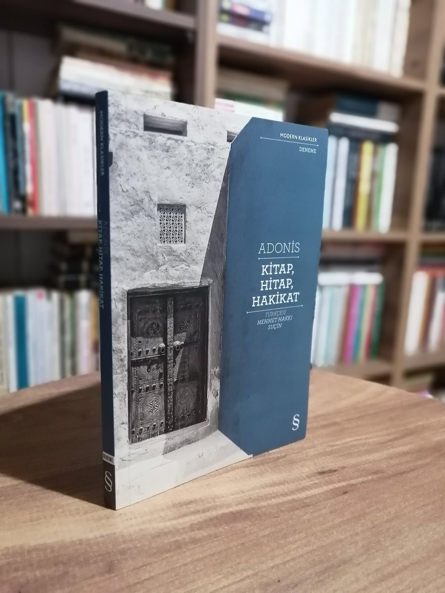 İnsan, yazmadan var olamaz gibidir. Varoluş, yazıyla ve yazının içinde var olmak; mekânda, mekânın içinde sabit olmaktır sanki.
Adonis- Kitap, Hitap, Hakikat
#kitaptavsiyesi
#Adonis