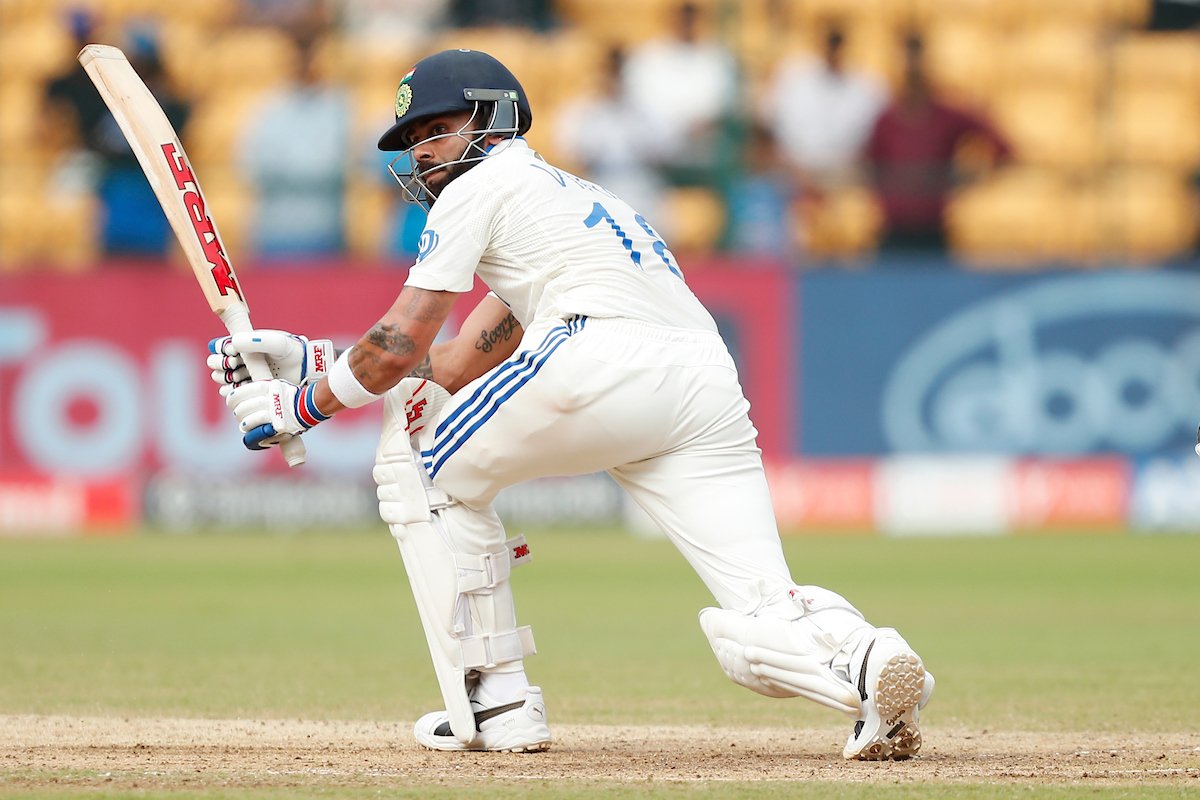 ashoknoorpur's tweet photo. STUMPS ON DAY 3 AT CHINNASWAMY:

Virat Kohli - 70(102).
Sarfaraz Khan - 70*(78).

- Team India at 231/3 at the end of day 3...!!!!
#ViratKohli𓃵 #Kohli #INDvNZ https://t.co/Im35ma6CjZ