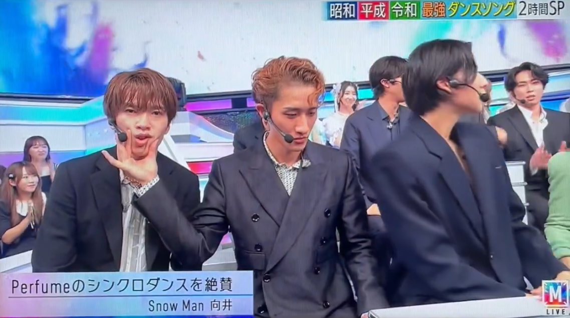akfn__s2's tweet photo. 急に特大いわふか投下してくるじゃん

 #Mステ
 #SnowMan https://t.co/kCVujNboam