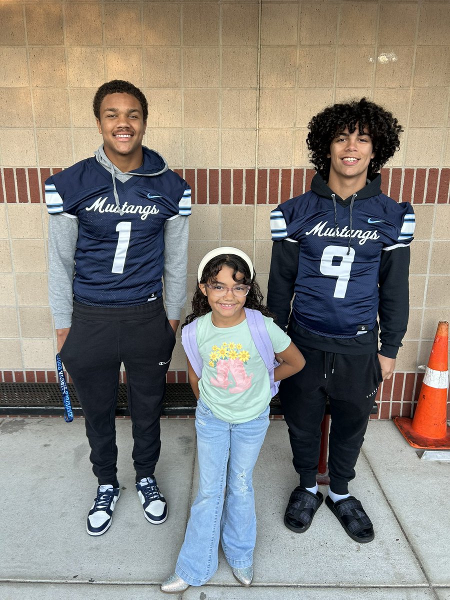 Thank you <a href="/KHSMustangFBall/">“The Kingwood” Mustang Football</a> for coming out yesterday and opening car doors at hidden hollow for our future mustangs.