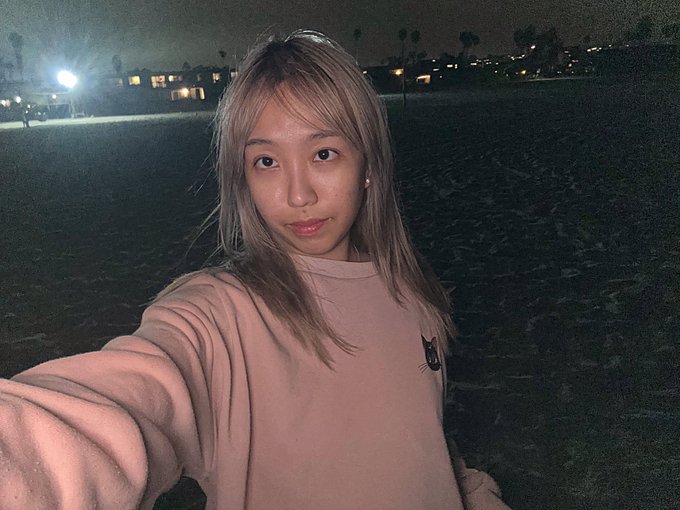 Watch Cynthia 💓's leaked NSFW photo on TwXstars