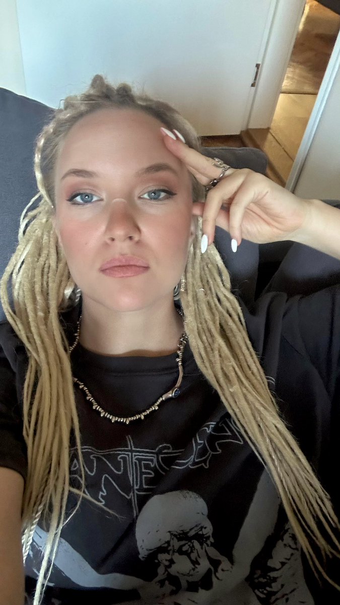 IRA ⛩️ 🐇 tweet media