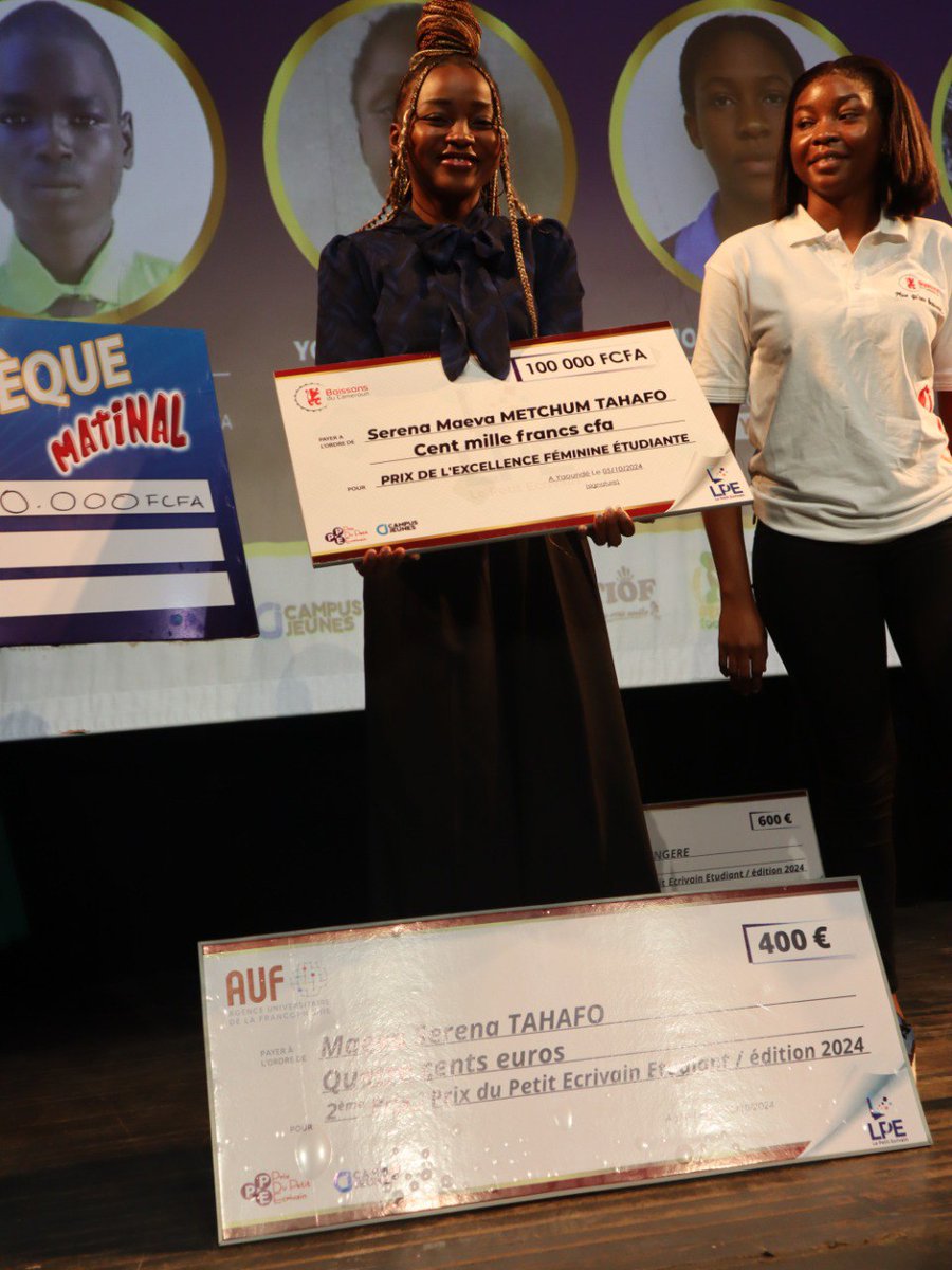 🎉Elle décroche la 2e place au Prix du Petit Écrivain Étudiant à l'international et se voit également honorée par le prestigieux Prix de l'excellence féminine étudiante, décerné par notre partenaire et parrain <a href="/BoissonsduCMR/">Boissons du Cameroun</a> 🏅
<a href="/AUF_AfriqueCGL/">AUF – Afrique Centrale et Grands Lacs</a>
<a href="/FRauCameroun/">France au Cameroun 🇫🇷🇪🇺</a>
<a href="/IFCameroun/">Institut français CM</a>