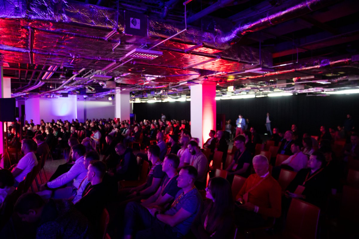 The Hack Summit tweet media