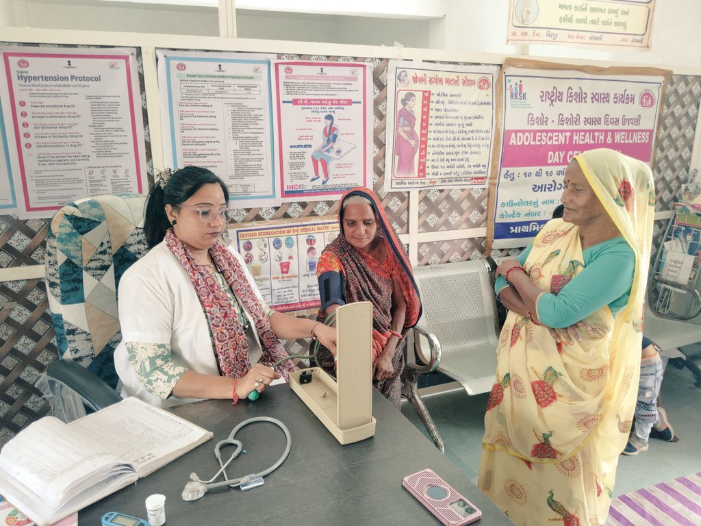 Jigisha76668778's tweet image. આજ રોજ  Netramli આયુશ્માન આરોગ્ય મંદિર ખાતે આરોગ્ય શિબિર નુ આયોજન કરવામા આવ્યુ..જેમા HT,DM અને VIA સ્ક્રીનિગ કરવામા આવ્યુ, કિશોરીઓ નુ Hb, વજન, ઊંચાઈ ચેક કરી , આંગણવાડીના બાળકો નુ MUAC , વજન , ઉંચાઈ તાપસ કરી આભાર ...PHC Virpu .@THOIDAR
@CdhoSabarkantha @IdarSbcc