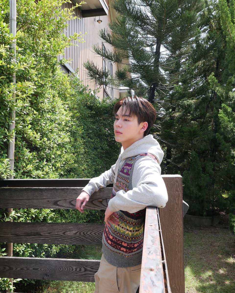 Jiminne_JJK's tweet photo. เด็กนักเรียนนอกป่ะค้าบบบบบ
#PingKrittanun @PKrittanun https://t.co/xi4fcTMy2g