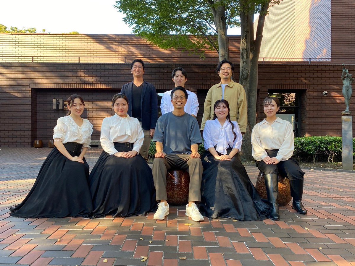 emma_yuton's tweet photo. 明後日は「偽の女庭師」。
上演回数が多くない作品ではありますが、だからこそ、ここでしか見ることのできない大変面白い作品になっている自信があります！
当日券ございますので、ぜひみなさまお越しくださいませ。そして応援よろしくお願いいたします！
明日はA組！僕は20日(日)に出演します！ https://t.co/SE2FSC6dej