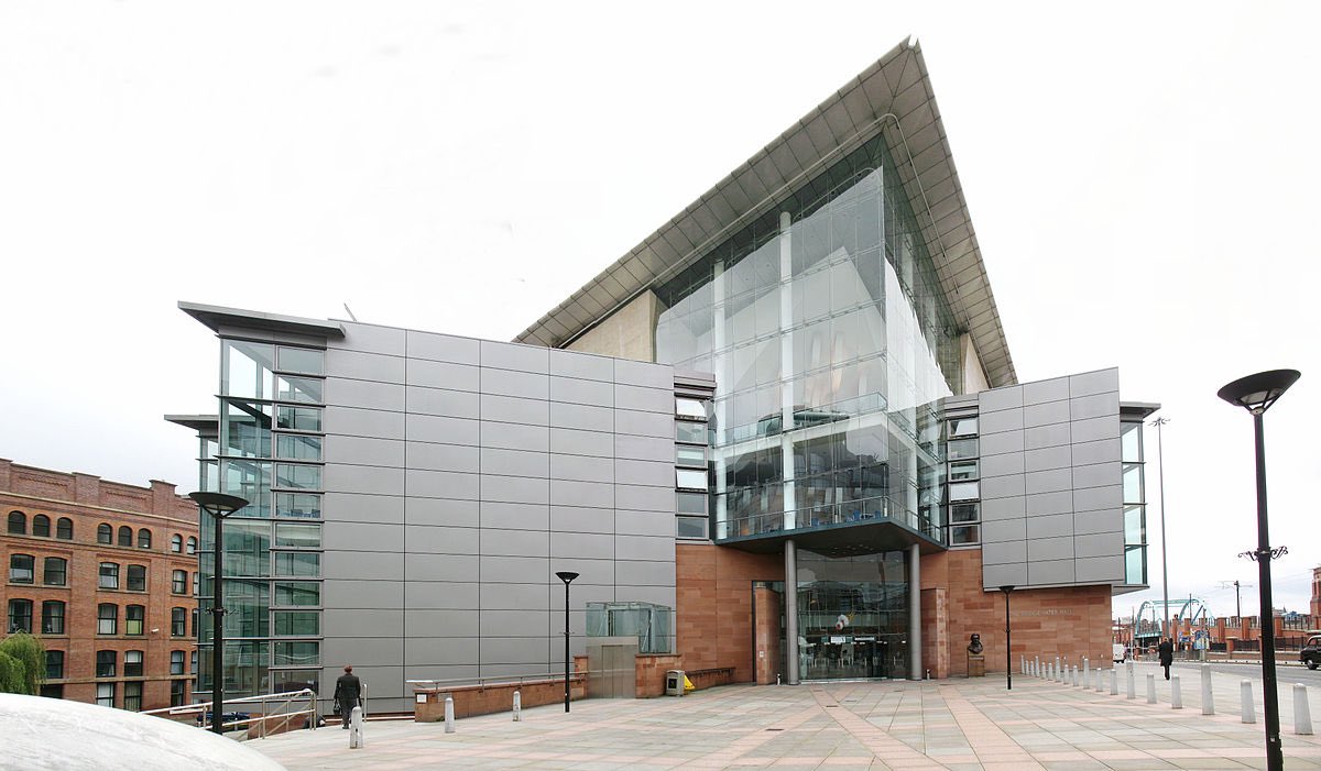 Year 10 and year 12 students @Rainford_High are on a trip today to the <a href="/BridgewaterHall/">The Bridgewater Hall</a> to watch the <a href="/the_halle/">The Hallé</a> in a special concert as part of their BTEC music course !! 🎵🎼🎶🎹