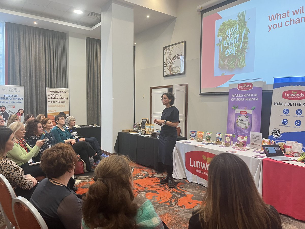 #WorldMenopauseDay24 Our conference hears from <a href="/vitalnutrition/">Vital Earth Nutrition</a> What we eat can affect our hormones &amp; menopause. ⬆️protein ⬇️carbs ⬆️nutsseeds Think about bone health and our weight. Bring the right stuff in - eat less sugar and drink less alcohol. 🌈🏃‍♀️ <a href="/MenopauseNI/">Menopause Together NI</a>