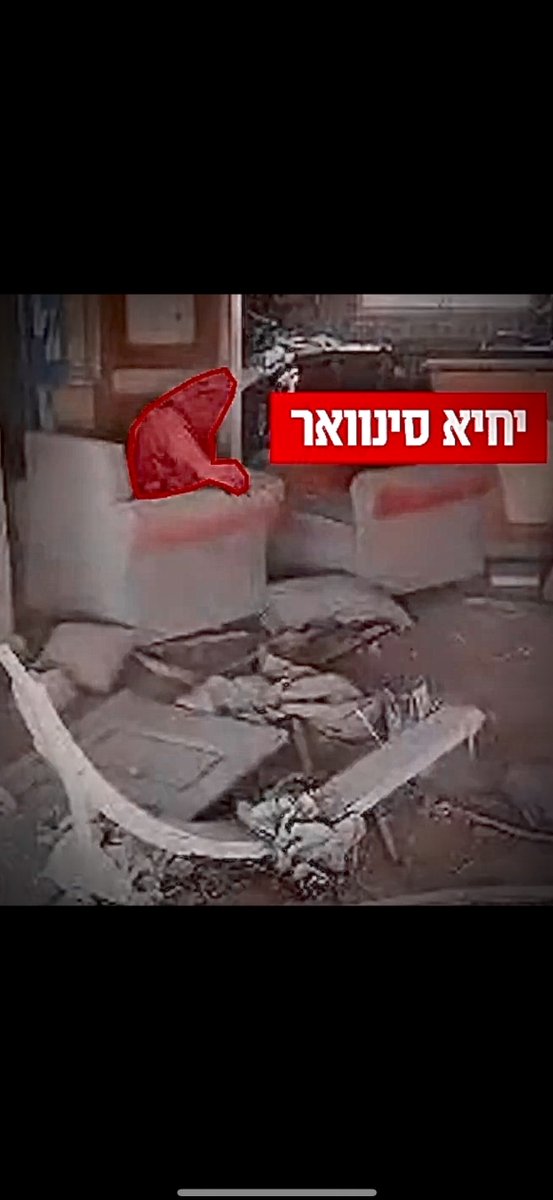 al_snd's tweet photo. ..ولا خلاف في أن المسلم الواحد له أن يهجم على صف الكفار ويقاتل، وإن عُلم أنه يُقتل، إذا علم أنه يكسر قلوب الكفار بمشاهدتهم جراءتَه، واعتقادهم في سائر المسلمين قلة المبالاة وحبهم للشهادة في سبيل الله، فتنكسر بذلك شوكتهم..

(أبوحامد الغزالي) https://t.co/8QVPxYTIvB
