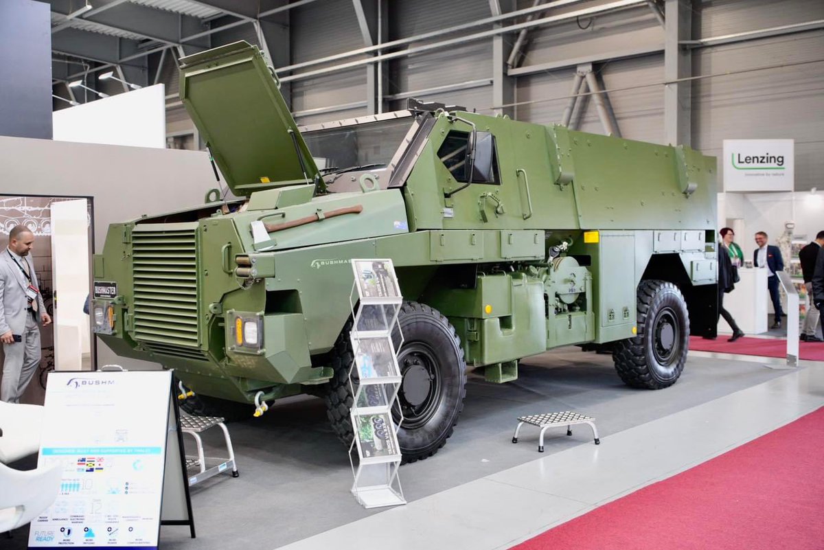 praisethesteph's tweet photo. 🇨🇿#FFF24: Stand of the Czech state company @vop_cz and their exhibits at Future Forces Forum 2024 in Prague.
•Thales Bushmaster PMV-M made by @thalesgroup, which will participate in an open tender for more than 60 armoured vehicles in eight versions for the Czech Army's engineer troops.
•A pyrotechnic variant of the Taros UGV designed for the Czech Republic's Fire Rescue Corps, developed primarily based on experience from the damage repair after the explosion of the Vrbětice ammunition depot, which was blown up by Russian GRU agents in 2014.
•Taros UGV 4th generation armed with MGC 01 weapon station with 12.7mm NSV machine gun and FZ602 Lightweight rocket launcher with 70mm Laser Guided Rockets FZ275 LGR.
