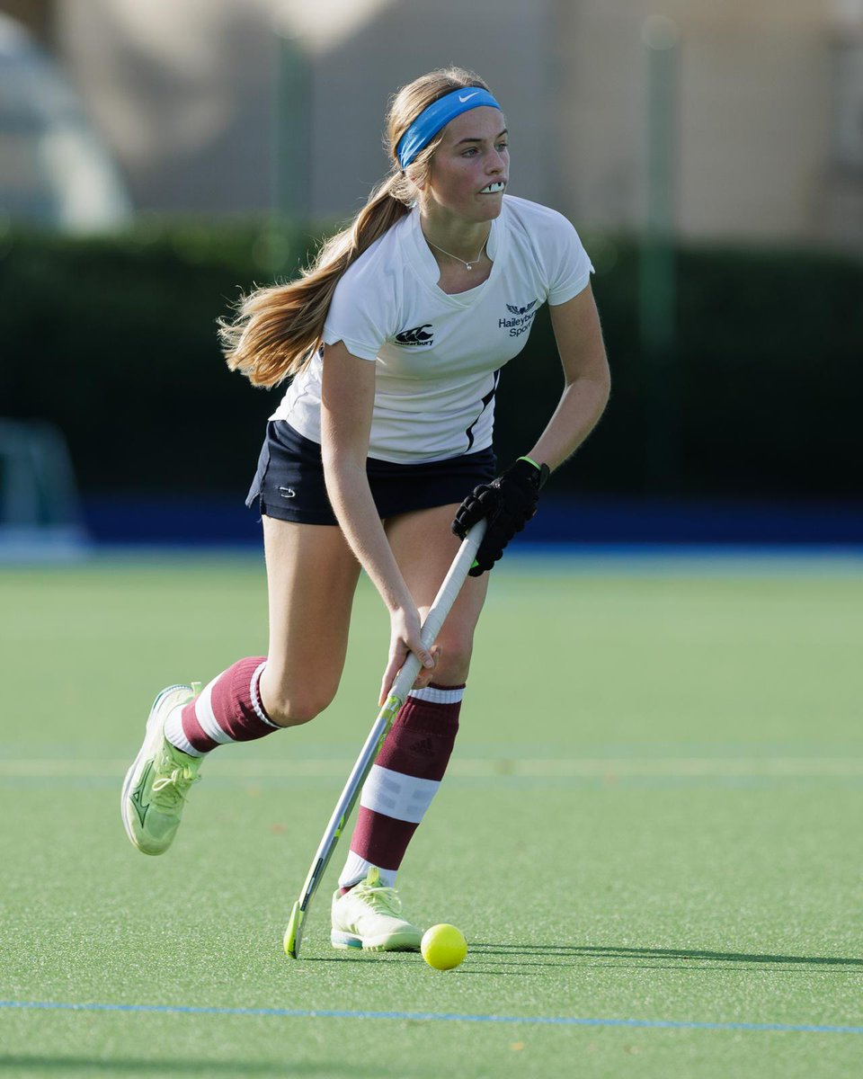 A lovely game for the 1st XI to end the half-term unbeaten and progress into the last 16 of <a href="/GirlsISHC/">Girls ISHC 🏑</a>