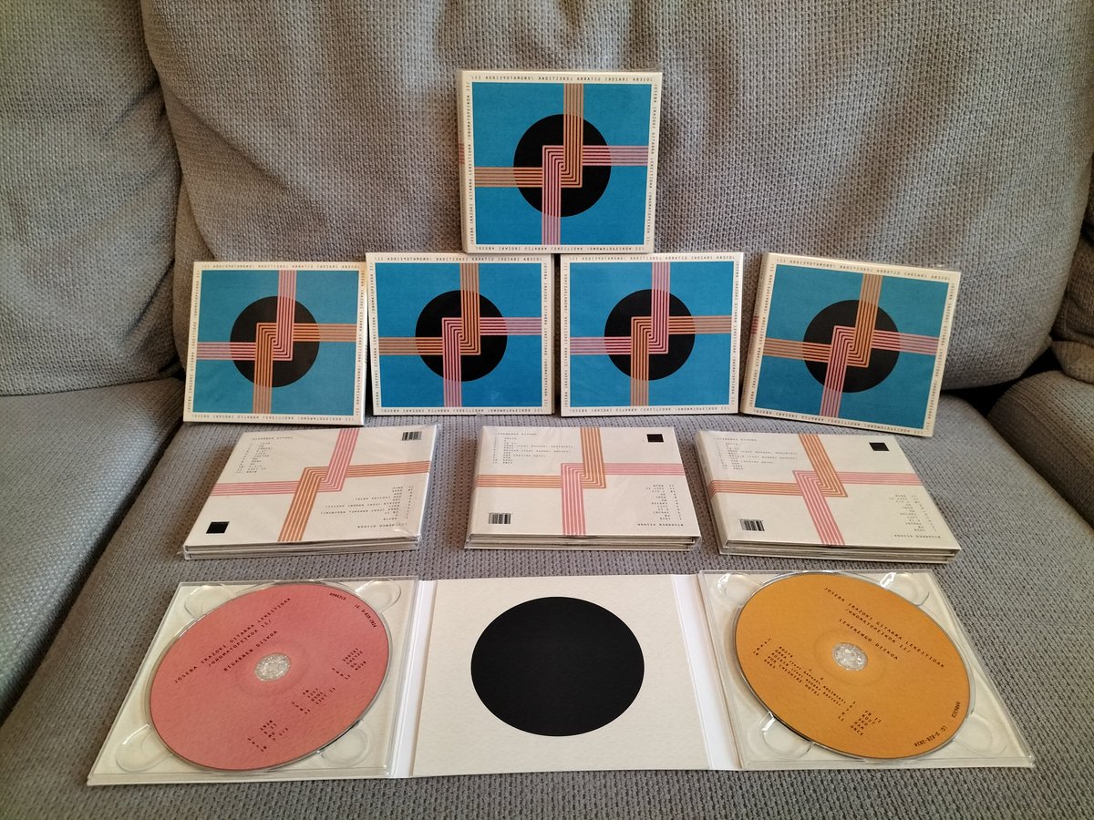 Diskoak nerekin dagoeneko! CD bikoitza!
Urriak 28tik aurrera salgai denda fisiko eta digitaletan!
Diseinua Ramon Zabalegik (@zumitrenko )egin du, beti plazerra berarekin lan egitea!